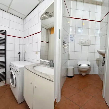 Wijde Blick 1.11 - Aan Zee Apartment *